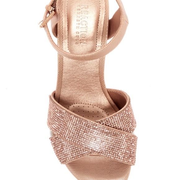 Kenneth Cole Heels 👠 - Picture 3 of 6